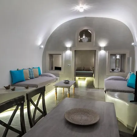 Nefeli Homes - Adults Only
